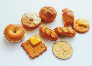 French Bread Baguette Keychain - Gift for Baker - Gift for Knitters